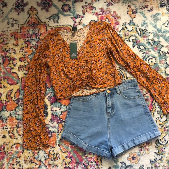 Crop Top with Bell Sleeves - Picture 1 of 5